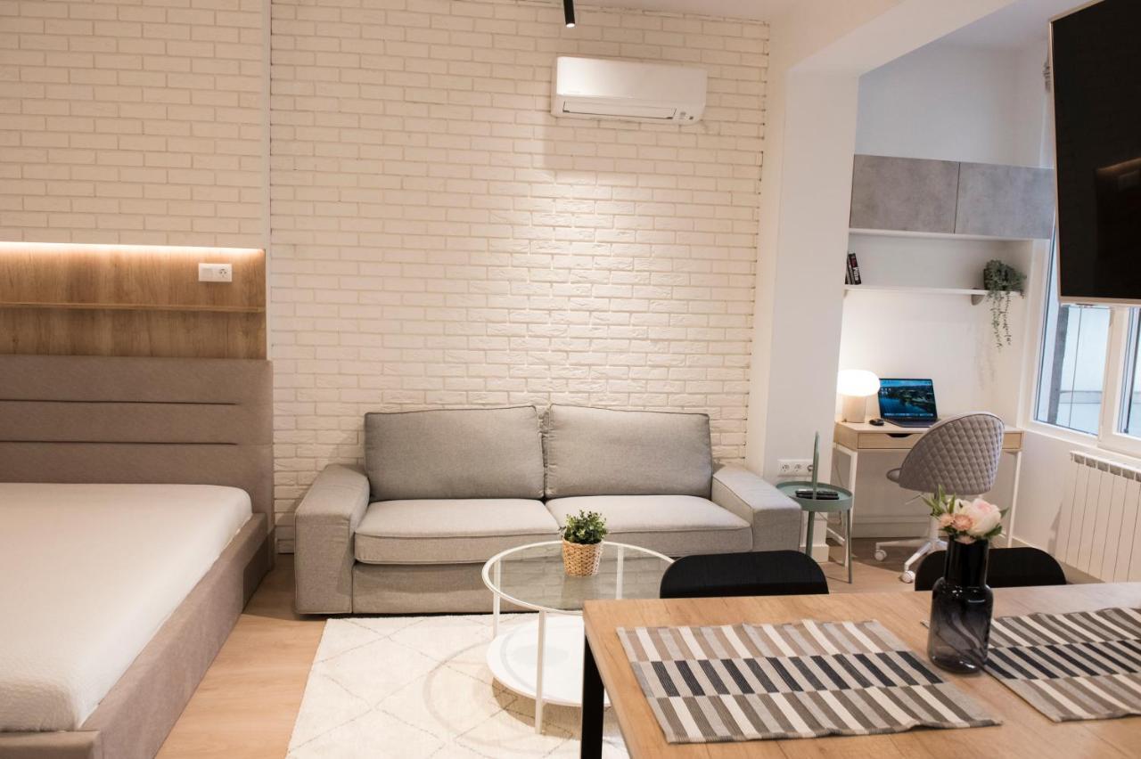 Top Center Designer Studio Apartment Sofia Exterior foto