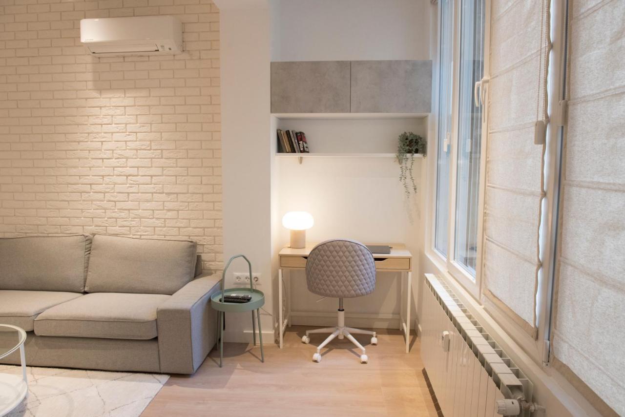 Top Center Designer Studio Apartment Sofia Exterior foto