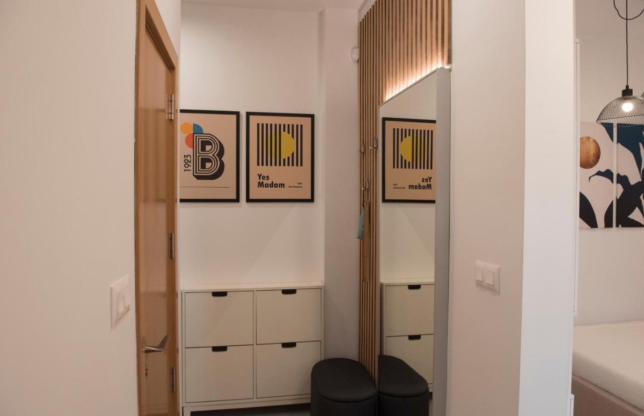 Top Center Designer Studio Apartment Sofia Exterior foto